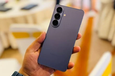 I tried the AI editing tools on my Galaxy S26, and it quietly blew my mind
