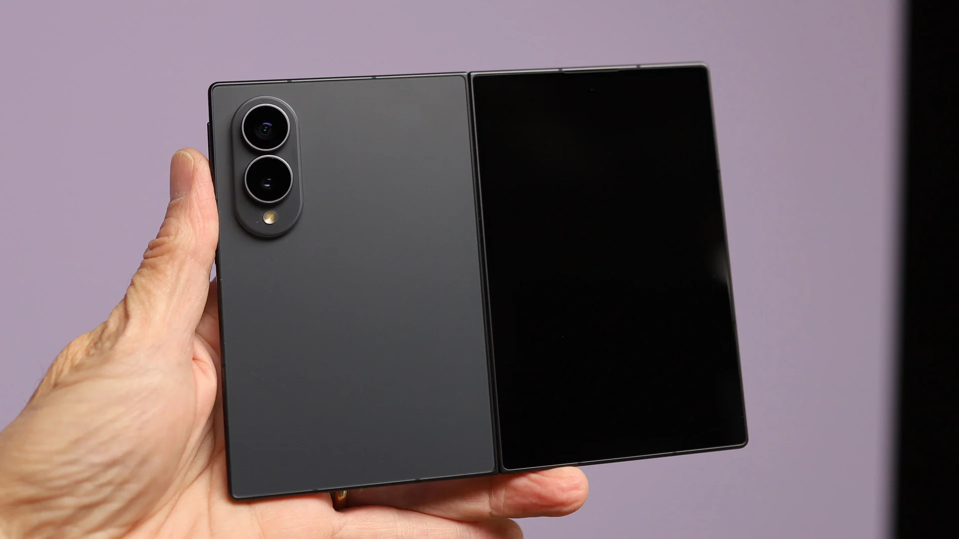 Samsung Galaxy Z Fold 8