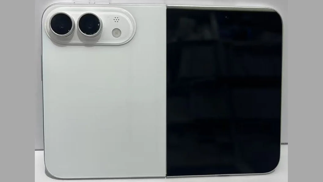 An iPhone Ultra dummy unit