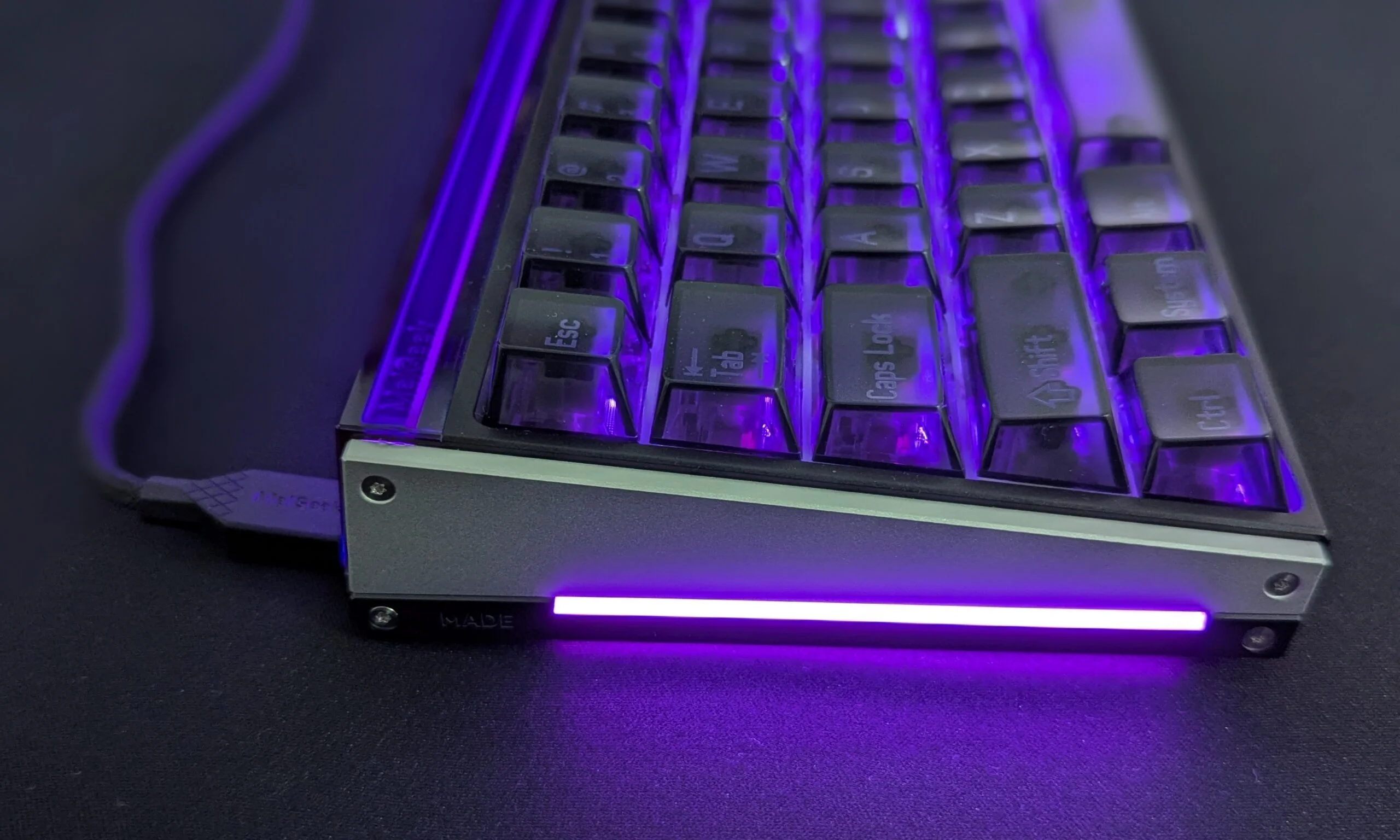 Melgeek Mate 68 Ultra V2 Sidebar light