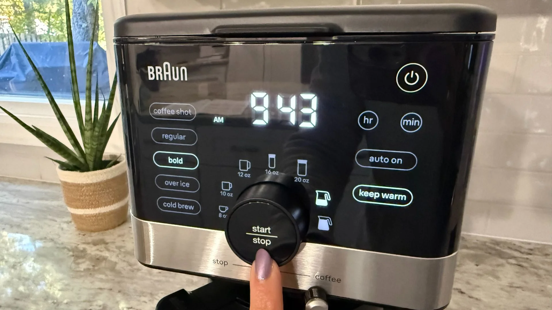 Braun OptiBrew Pro brewing a half carafe
