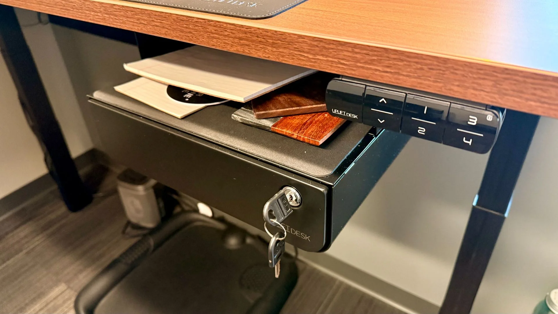 Uplift | V3 L-Shaped Standing Desk